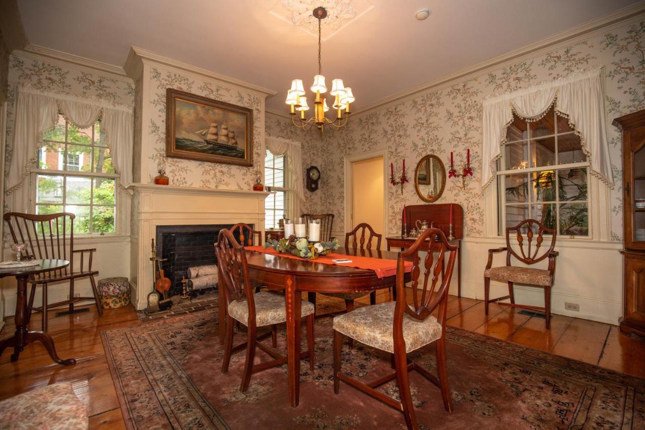 نيوبريبورت Clark Currier Inn المظهر الخارجي الصورة